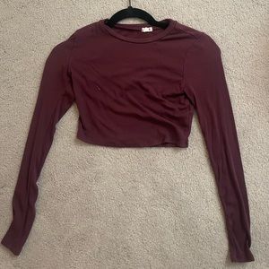 Cropped maroon Garage top